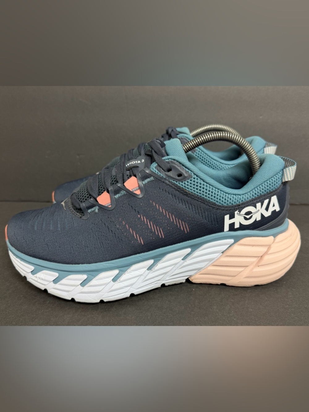 Hoka One One Gaviota 3 Women's 9.5 B Ombre Blue Rosette Running Sneaker Shoe EUC